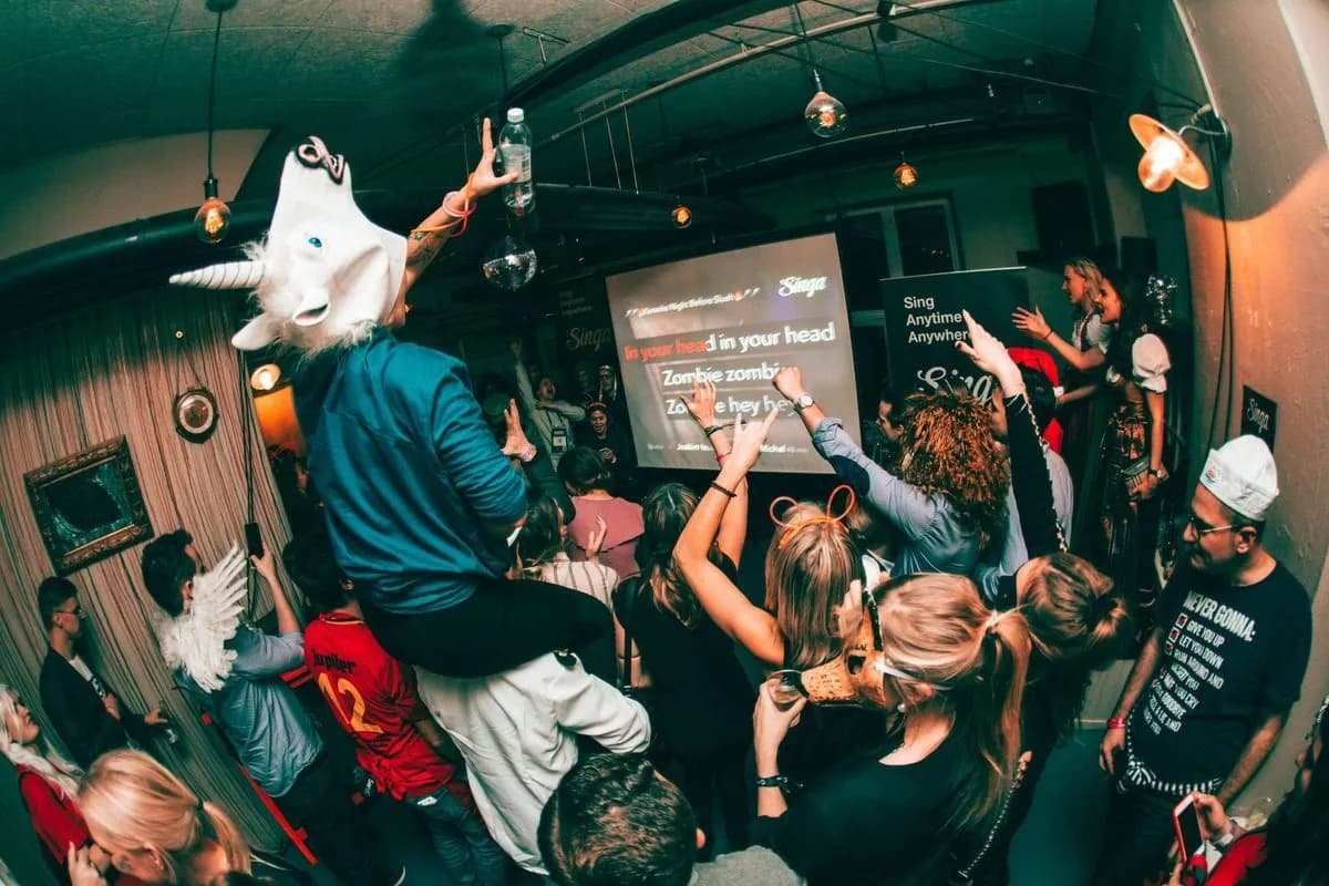 post-17 Halloween Party Games To Play For Adults, Kids And  All Ages