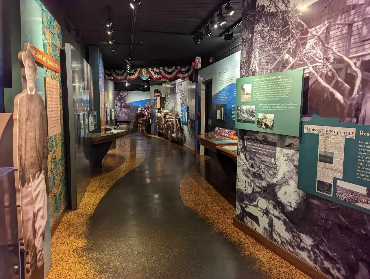 Exploring exhibit in Shenandoah National Park