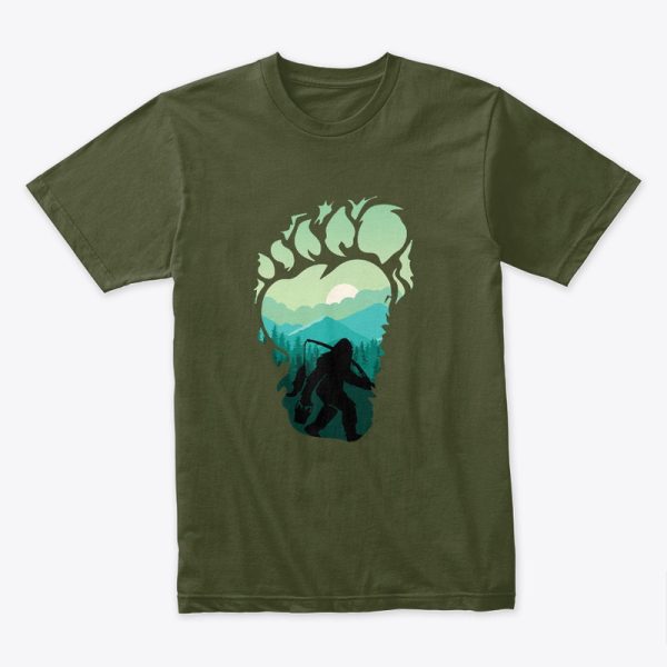 Bigfoot Fishing Funny Fishing Gift T-Shirt