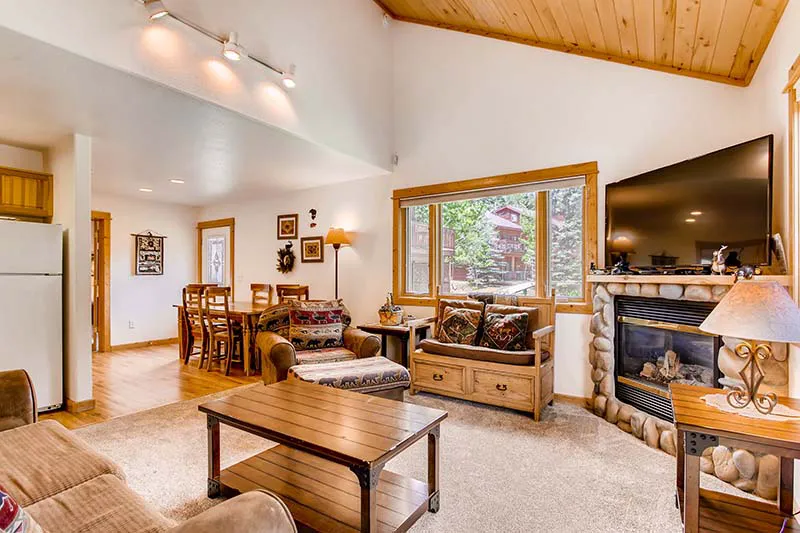 Visitors appreciate the peaceful riverside setting, spacious accommodations, and well-equipped kitchens at Estes Park Condos.