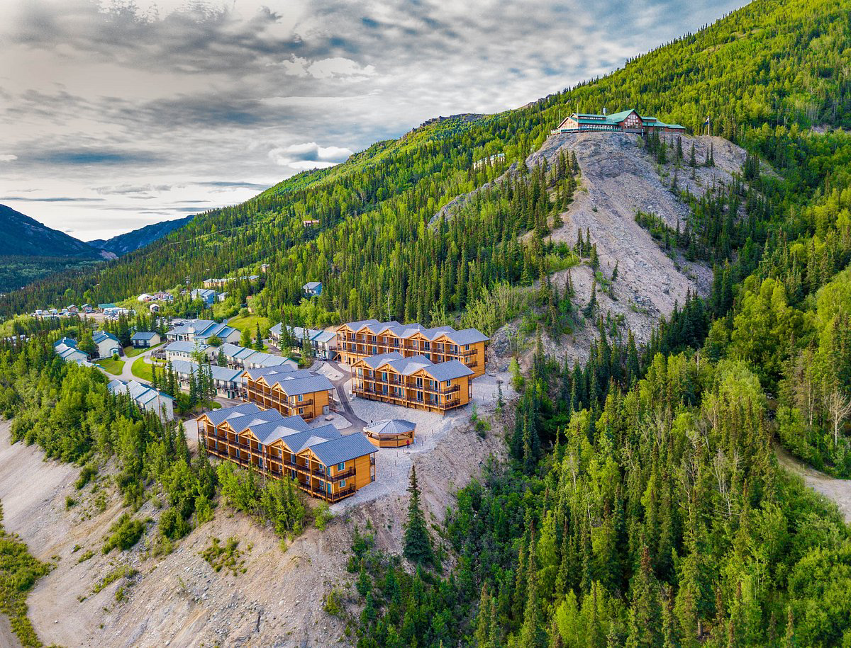 Denali Bluffs Hotel