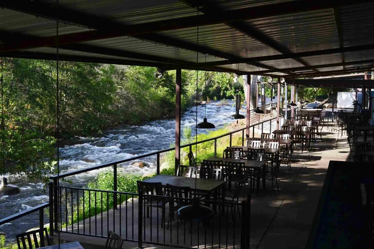 River View Grill & Bar