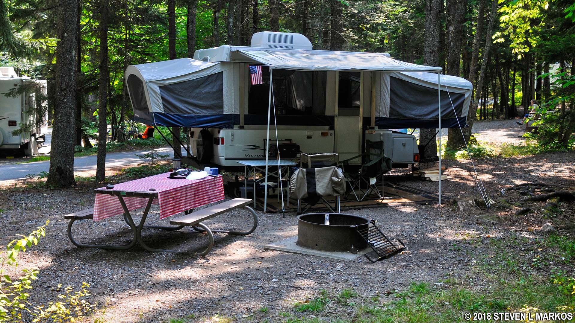 9 Best Inside and Outside Acadia National Park Camping