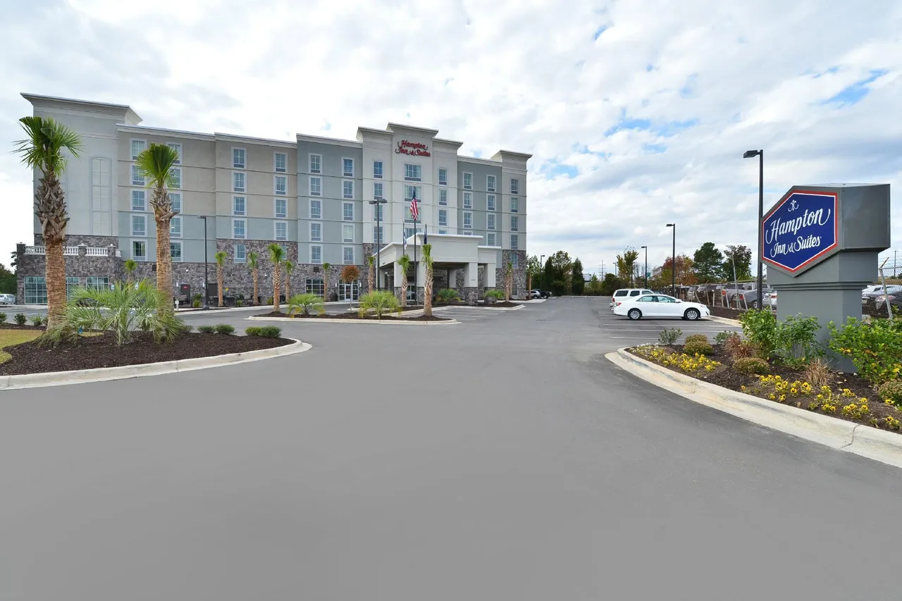 The Hampton Inn and Suites Columbia Southeast Fort Jackson SC