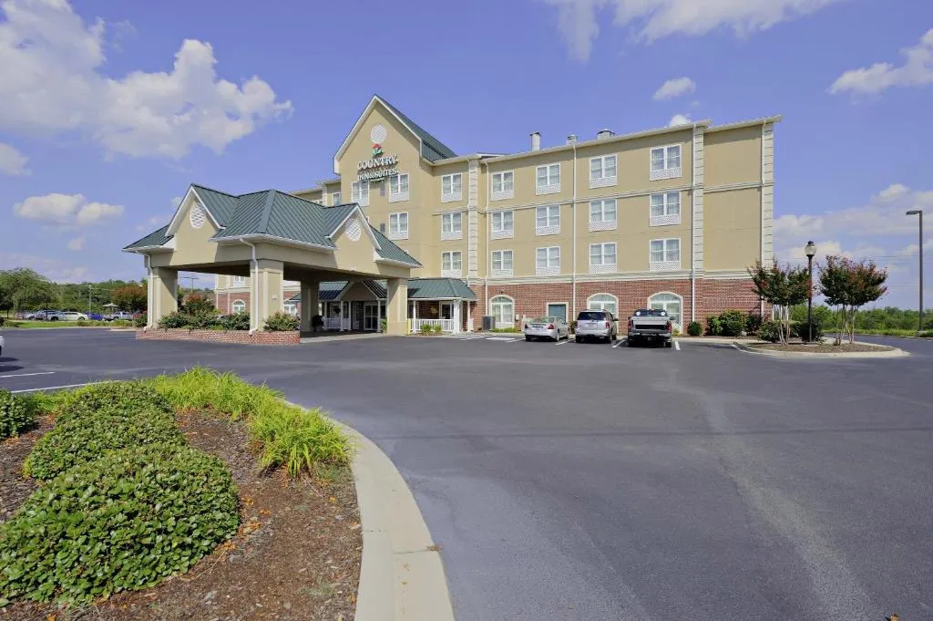 The Country Inn & Suites by Radisson in Orangeburg