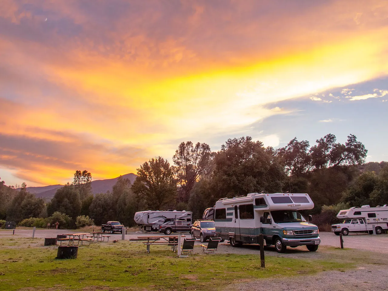 Lolo's Extreme Cross Country RV Trips