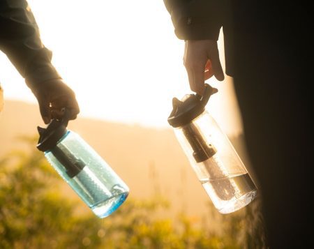 travel water bottle with filter