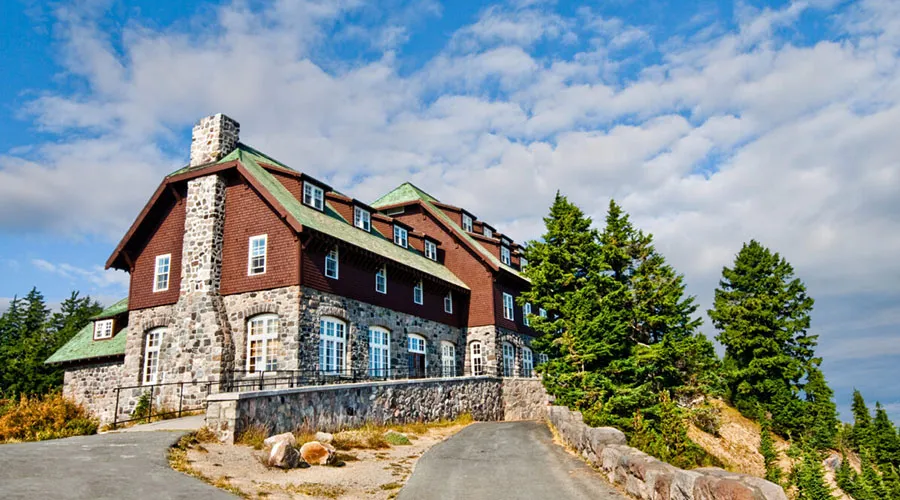 Crater Lake Lodge