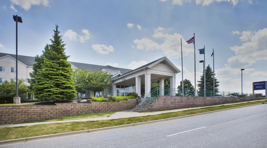 The Hilton Garden Inn Chesterton Hotel in Indiana is conveniently situated