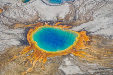 yellowstone national park hot springs