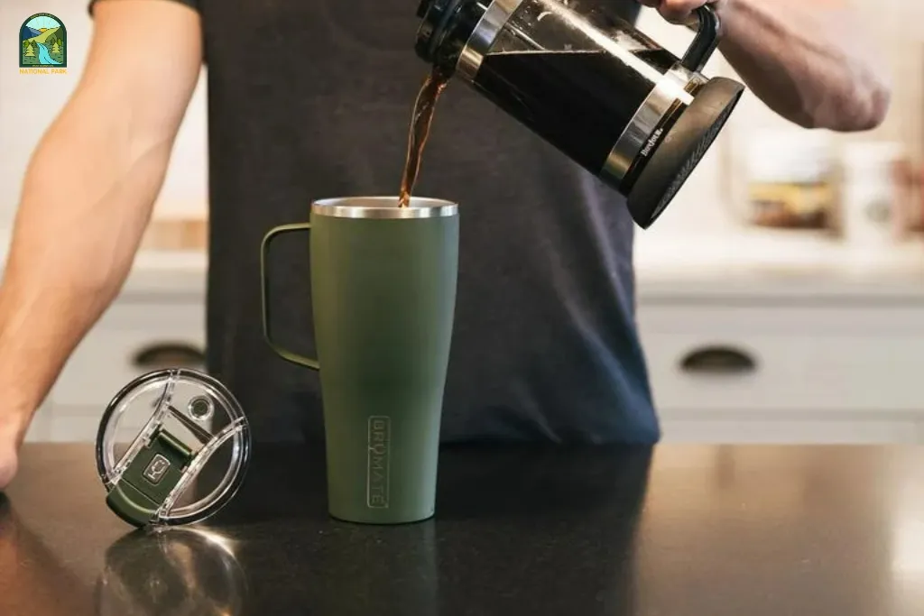 travel mug with handle