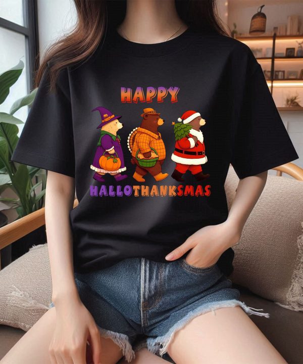 Happy Hallothanksmas Bear Halloween Thanksgiving Christmas T-Shirt