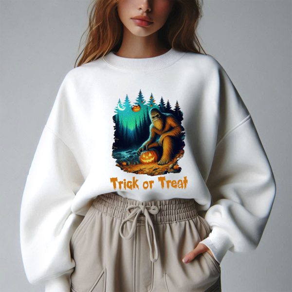 Funny Halloween Trick Or Treat Bigfoot Sweatshirt