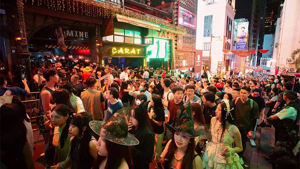 best places to travel for halloween