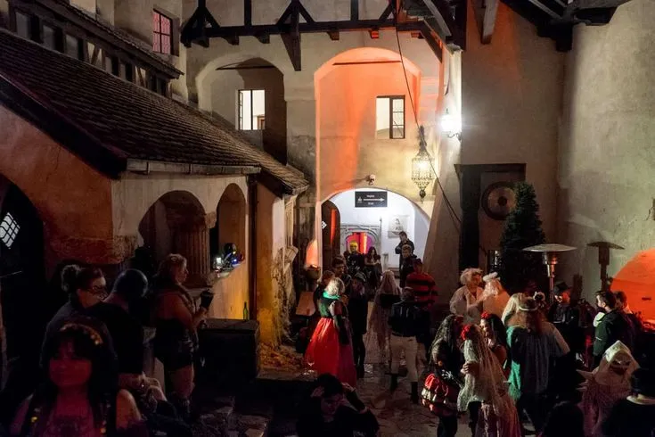 best places to travel for halloween