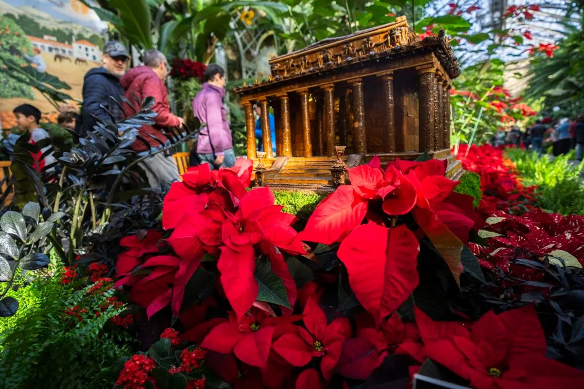 christmas traditions around the world