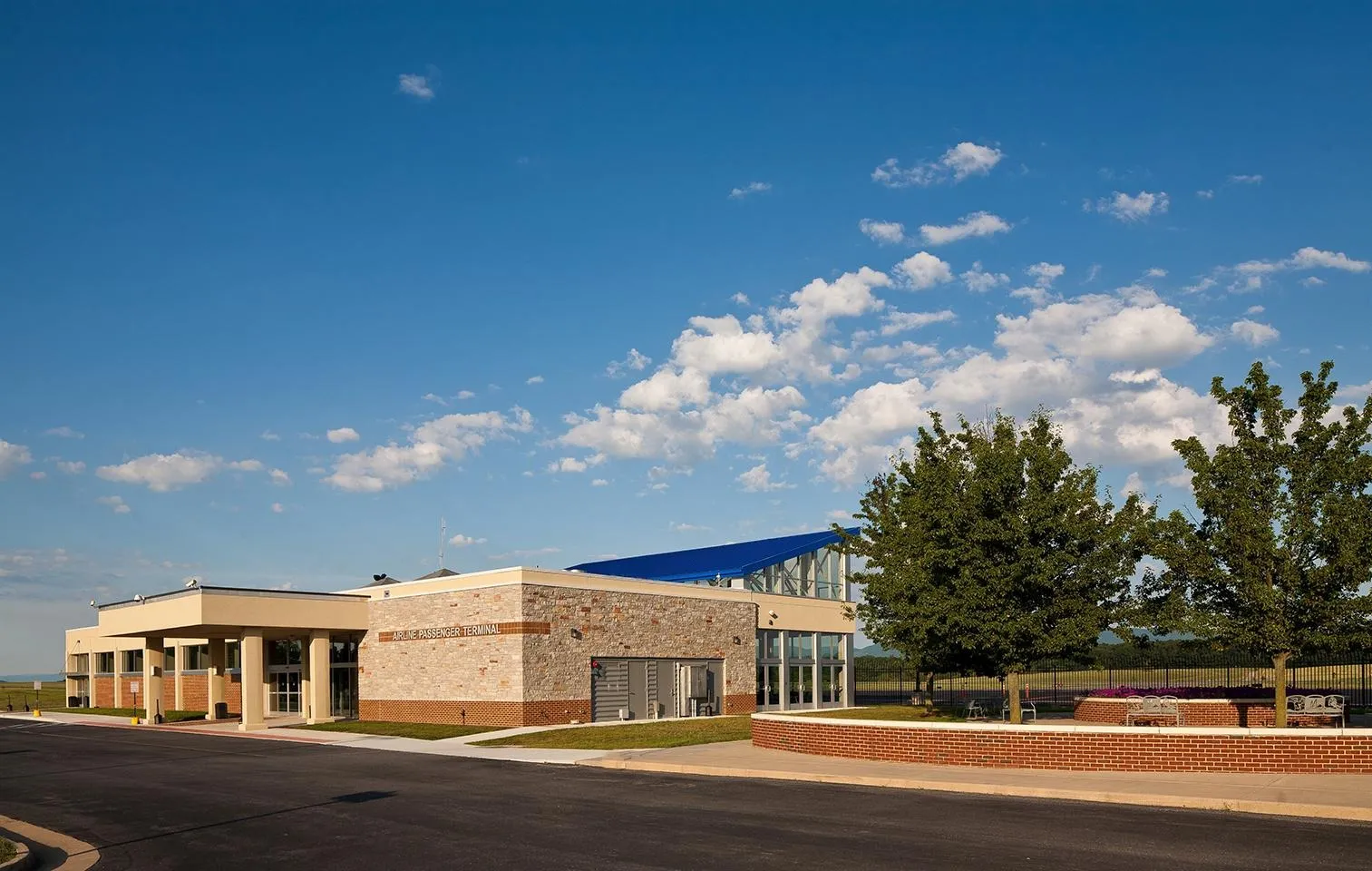 closest airport to shenandoah national park