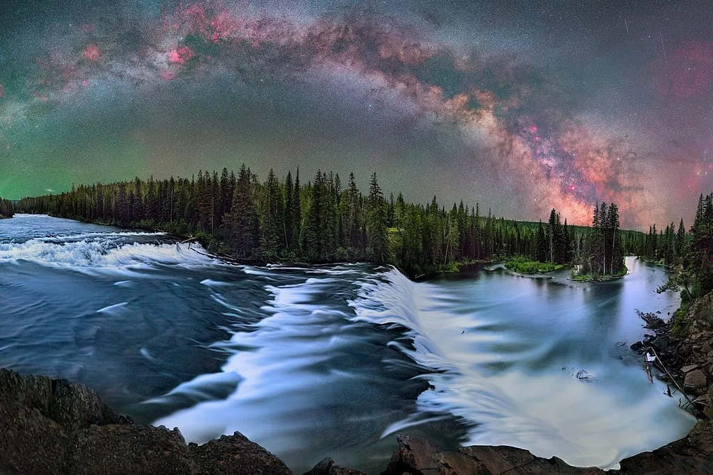 yellowstone national park waterfalls