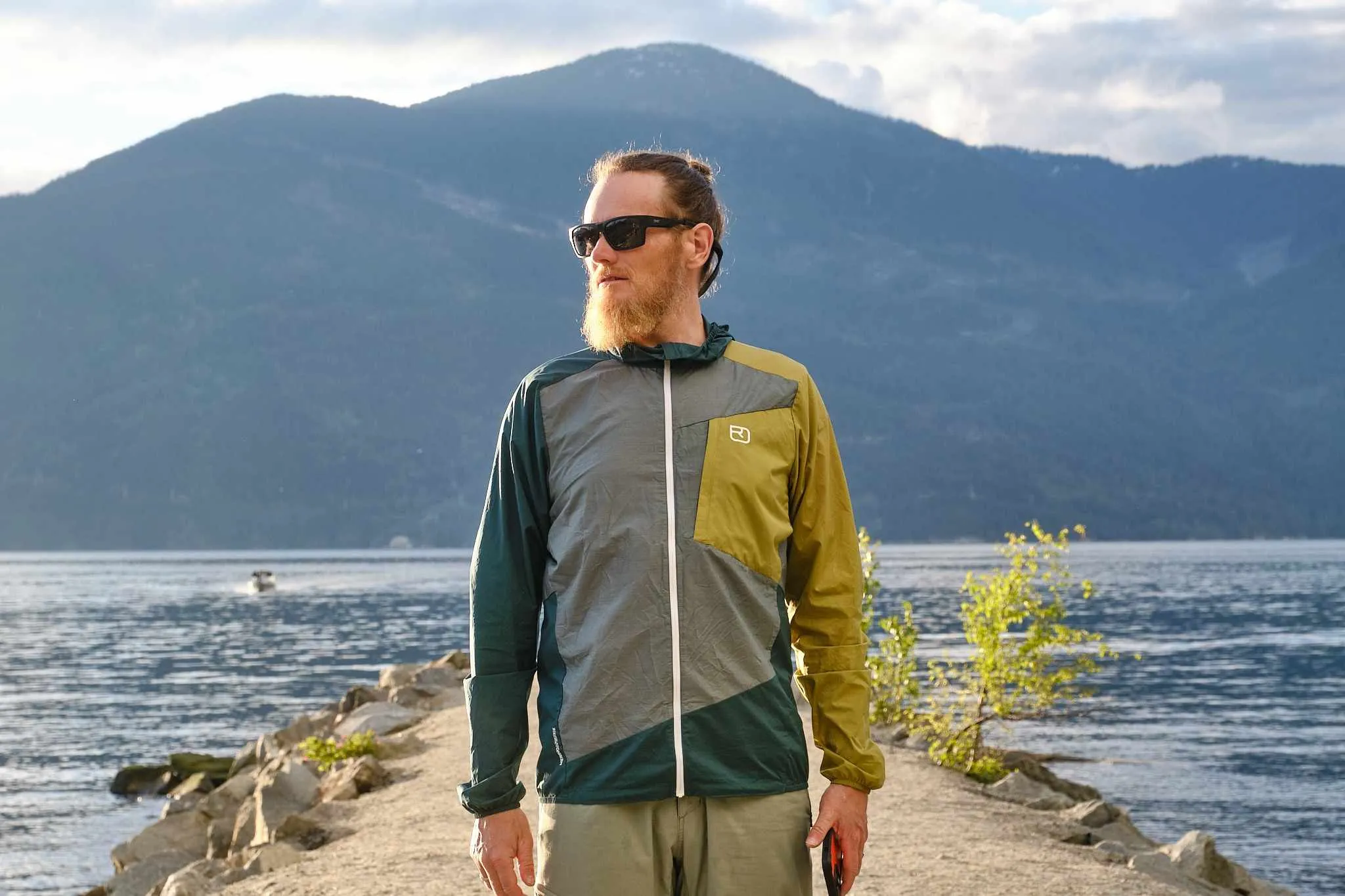 windproof jackets for snowy weather