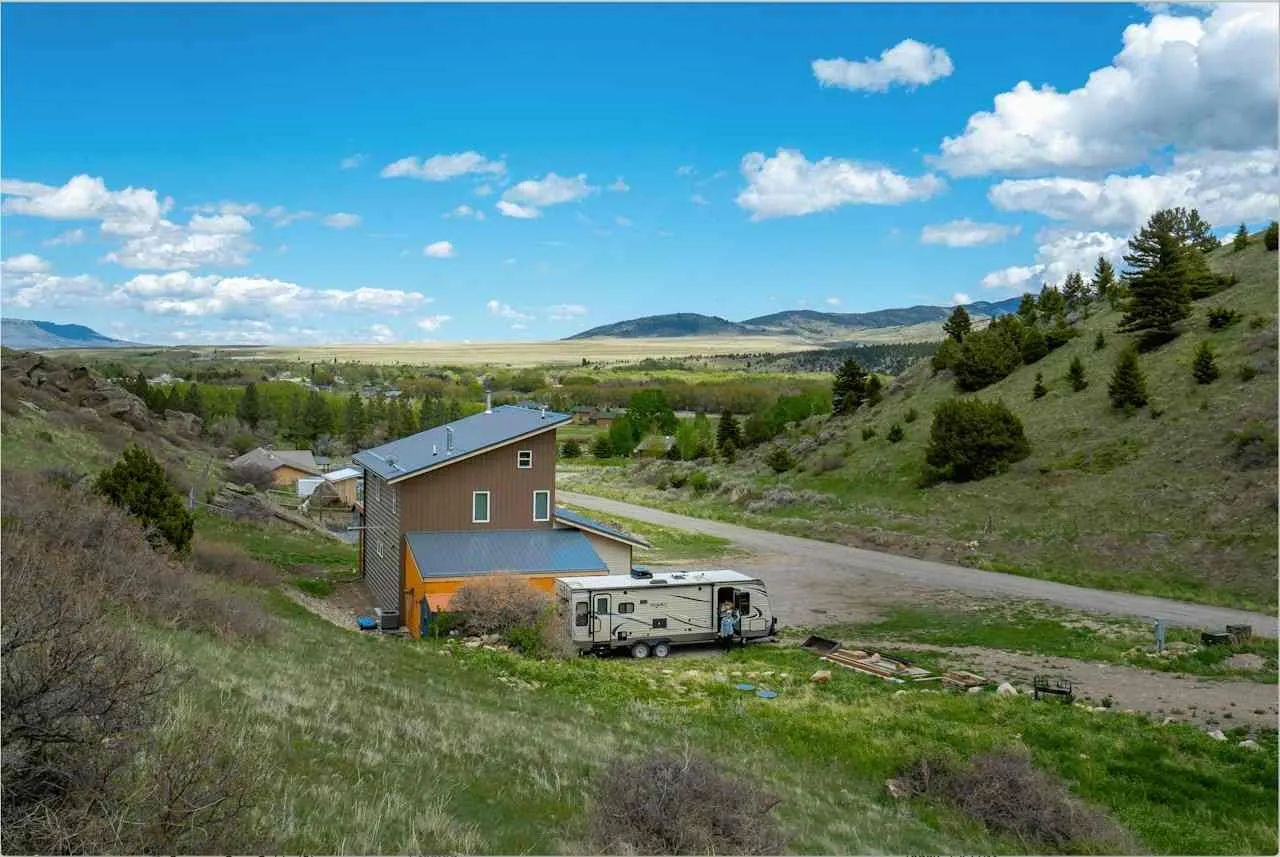 camping near yellowstone national park
