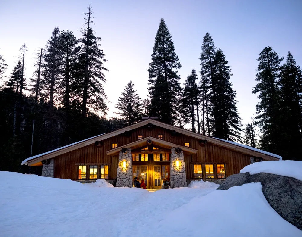 yosemite national park lodging